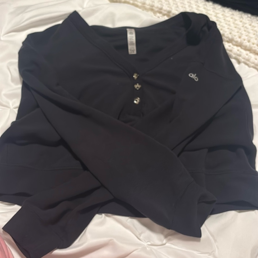 Alo sweater